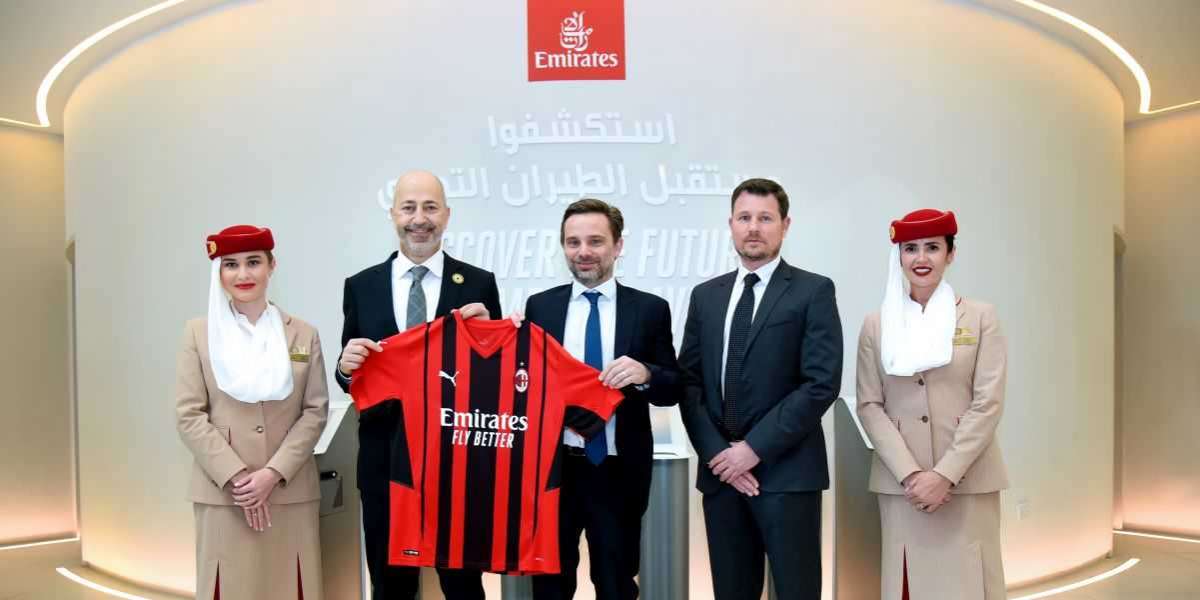 Expo 2020 Dubai: AC Milan Makes a Visit to the Emirates Pavilion