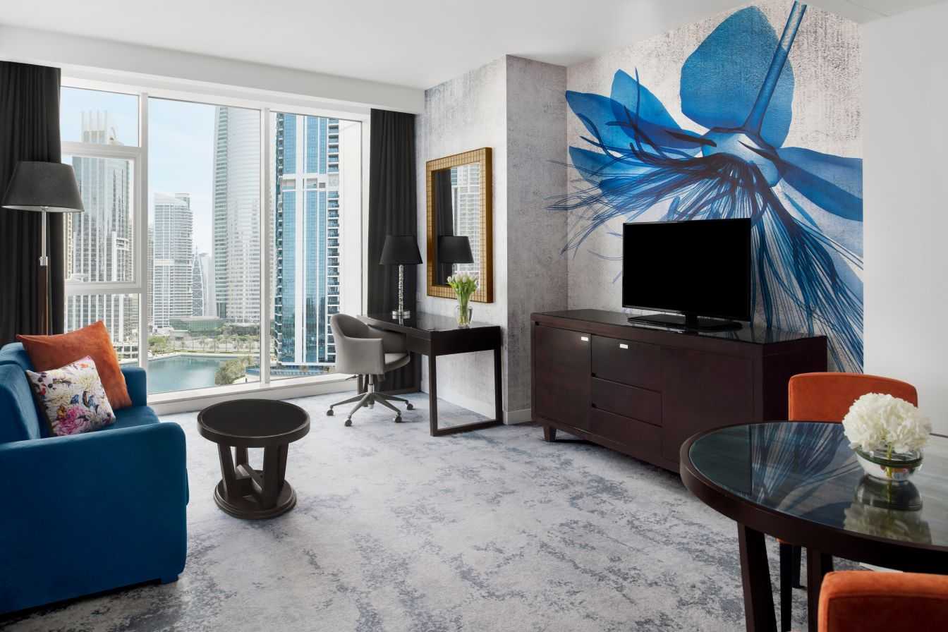 Mövenpick Hotel Jumeirah Lake Towers Gets Colourful