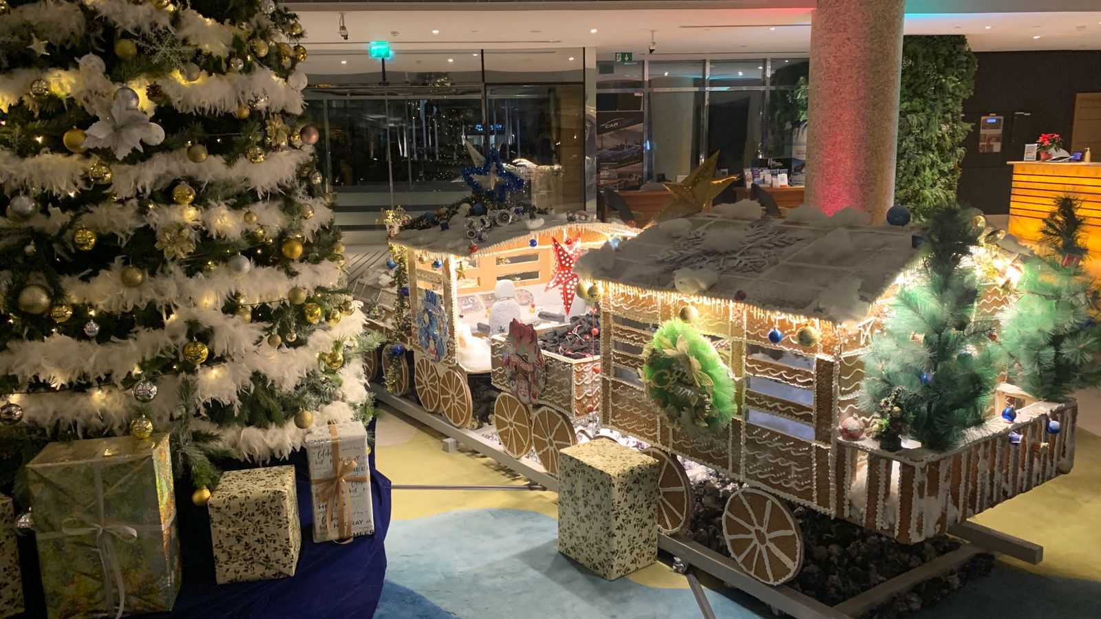 Christmas Tree Lighting at Royal Central Hotel The Palm